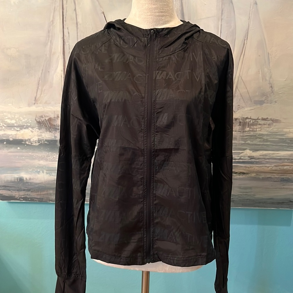 NWT ZYIA Active Black Breeze Jacket, Medium